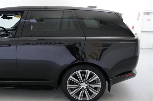 2023 Land Rover Range Rover P400 SE
