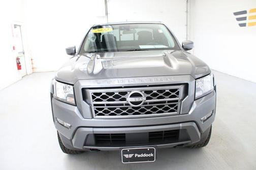 Gun Metallic 2022 Nissan Frontier SV