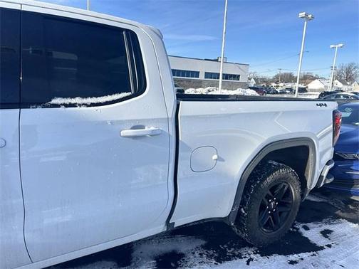 2022 GMC Sierra 1500 Limited Elevation