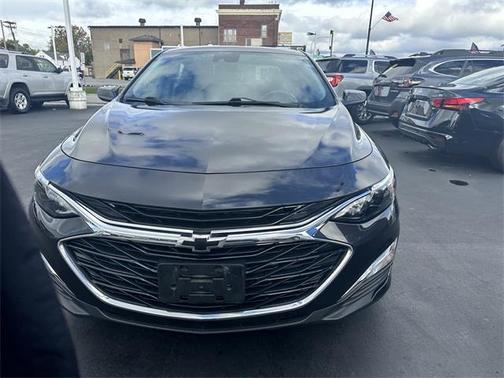 2023 Chevrolet Malibu RS