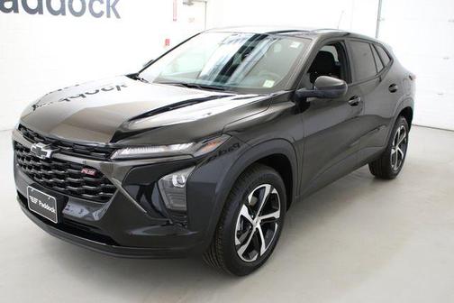 Mosaic Black Metallic 2024 Chevrolet Trax 1RS