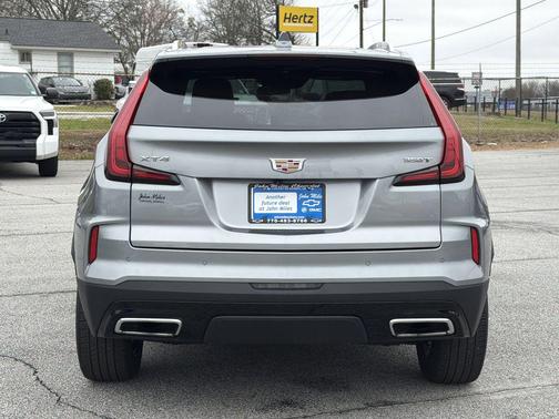 2025 Cadillac XT4 Premium Luxury