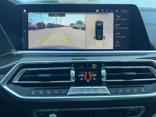 2021 BMW X6 M50i