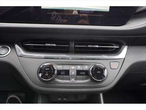 2025 Buick Envista Preferred FWD