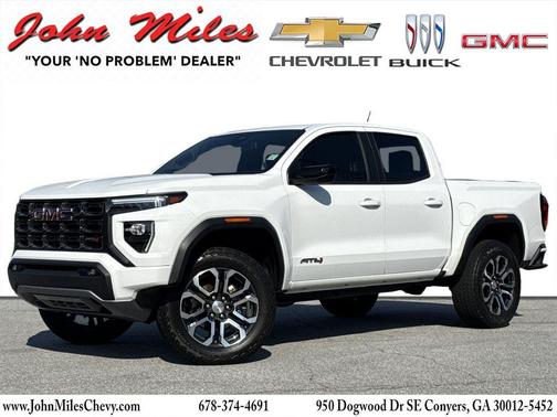 Summit White 2023 GMC Canyon AT4
