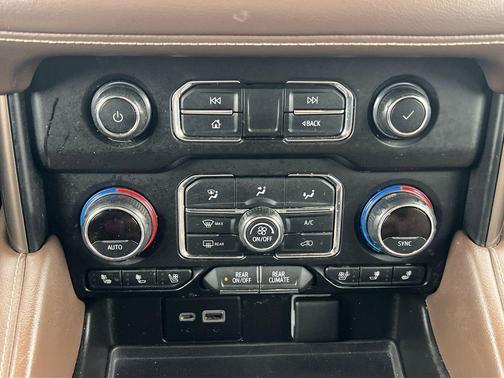 2021 Chevrolet Suburban 2WD High Country