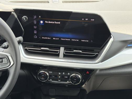 Mosaic Black Metallic 2026 Chevrolet Trax LT