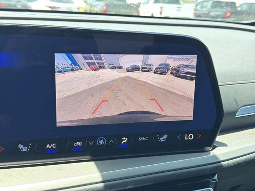 Mosaic Black Metallic 2026 Chevrolet Traverse LT