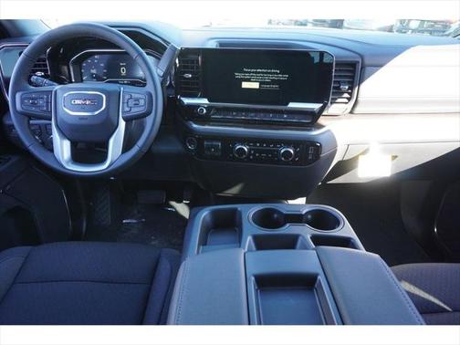 2025 GMC Sierra 1500 SLE