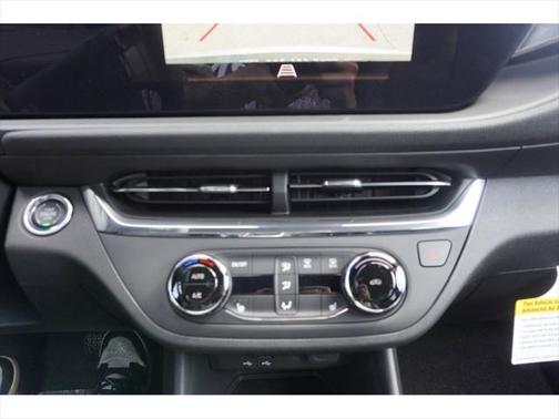 2025 Buick Envista Preferred FWD