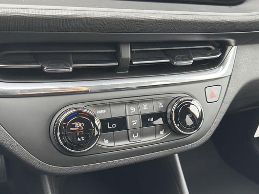 2026 Buick Envista Preferred FWD