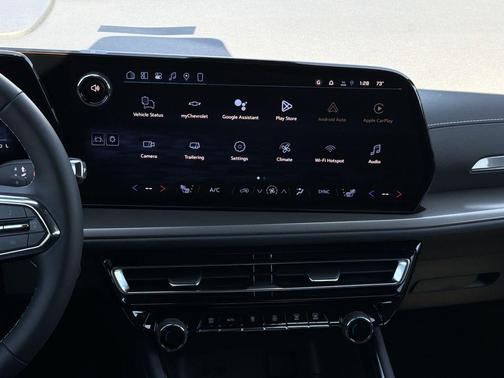 Lakeshore Blue Metallic 2026 Chevrolet Traverse LT