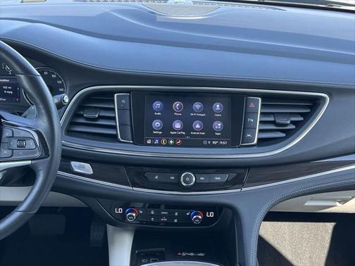 2023 Buick Enclave Essence FWD