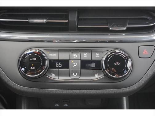 2025 Buick Envista Preferred FWD