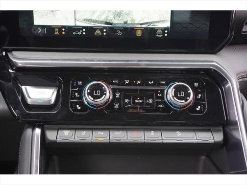 2025 GMC Sierra 3500 Denali