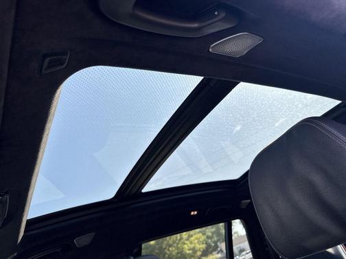 2021 BMW X7 M50i