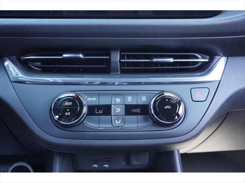 2025 Buick Envista Preferred FWD
