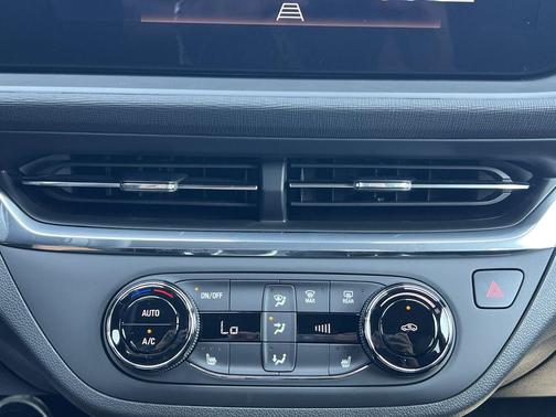 2026 Buick Envista Preferred FWD