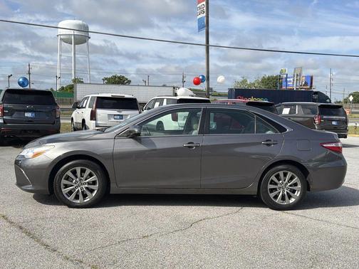 Predawn Gray Mica 2017 Toyota Camry XLE