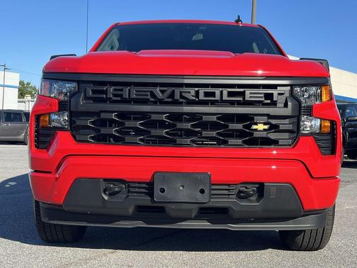 2025 Chevrolet Silverado 1500 Custom