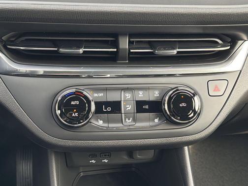 2026 Buick Envista Preferred FWD