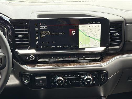 Onyx Black 2025 GMC Sierra 1500 Elevation