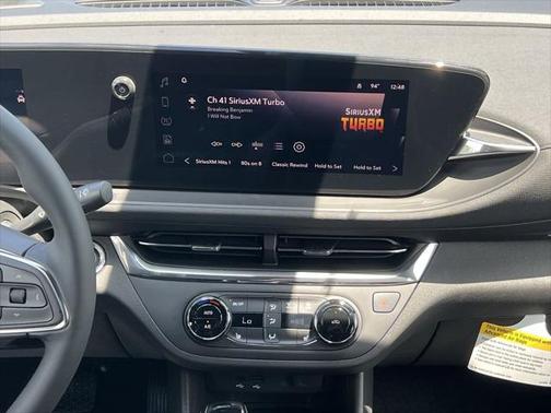 2025 Buick Envista Preferred FWD