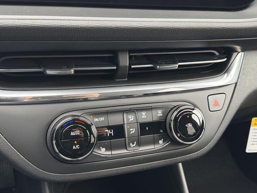 2026 Buick Envista Preferred FWD