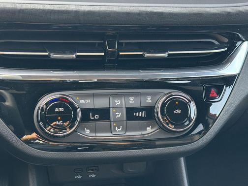 2026 Buick Envista Sport Touring FWD