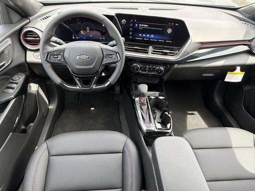Sterling Gray Metallic 2026 Chevrolet Trax FWD 2RS