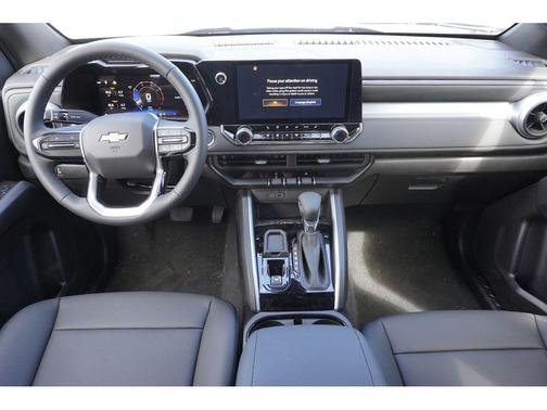 2025 Chevrolet Colorado WT