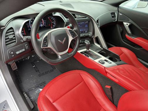 Blade Silver Metallic 2017 Chevrolet Corvette Stingray