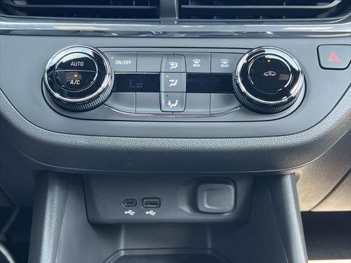 2025 Buick Envista Preferred FWD