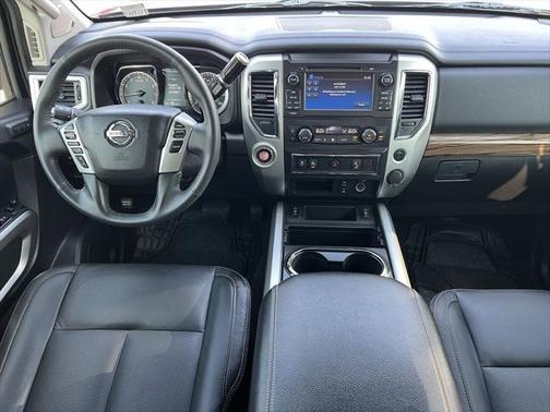 2018 Nissan Titan SL
