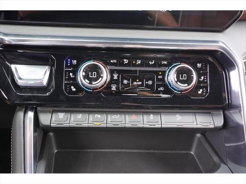 2025 GMC Sierra 2500 Denali Ultimate