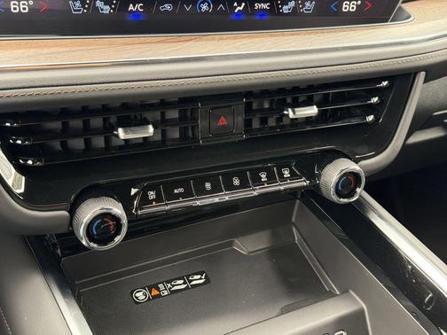 Polar White Tricoat 2026 Chevrolet Tahoe 4WD High Country