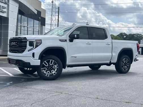 2025 GMC Sierra 1500 AT4