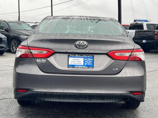 2018 Toyota Camry LE