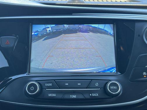 2020 Buick Envision FWD Essence