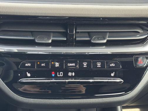 2026 Buick Envista Avenir FWD