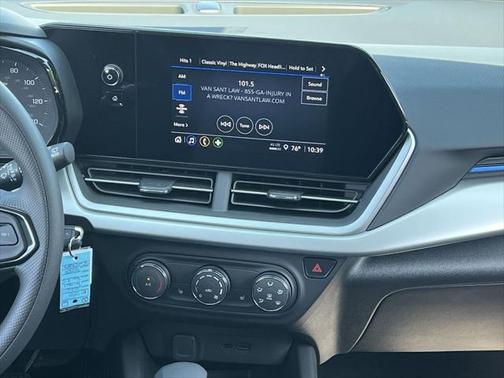 2025 Chevrolet Trax LS