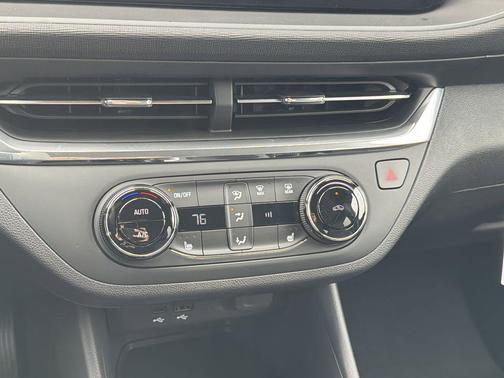 2026 Buick Envista Preferred FWD