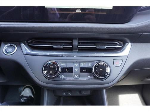 2025 Buick Envista Preferred FWD
