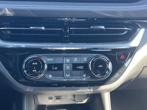 2026 Buick Envista Sport Touring FWD