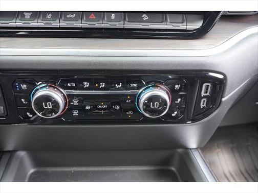 2025 GMC Sierra 2500 SLT