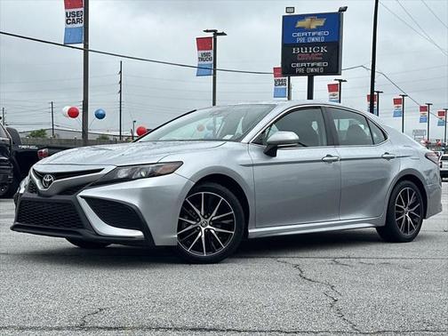 2023 Toyota Camry SE