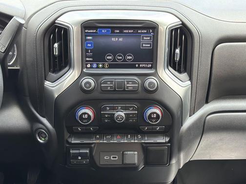 Northsky Blue Metallic 2021 Chevrolet Silverado 1500 RST