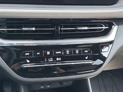 Ebony Twilight Metallic 2026 Buick Envista Avenir FWD