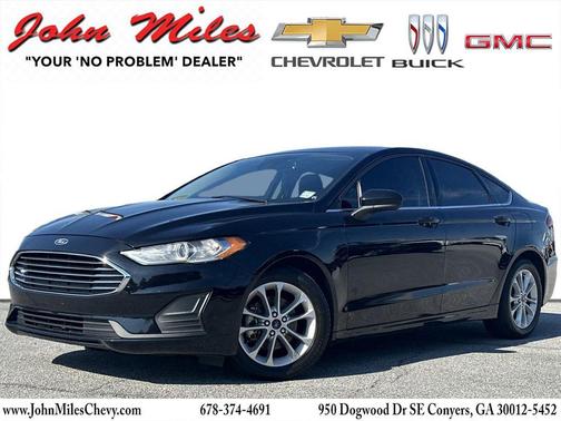 2020 Ford Fusion SE