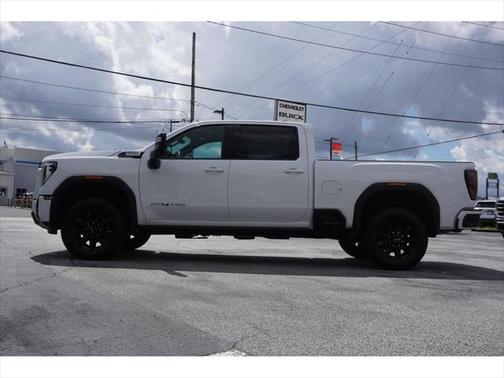 2025 GMC Sierra 2500 AT4